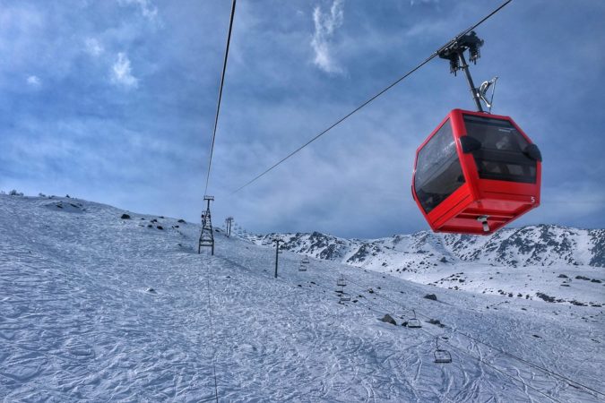 Gulmarg Gondola: A Scenic Ride To The Top Of The World